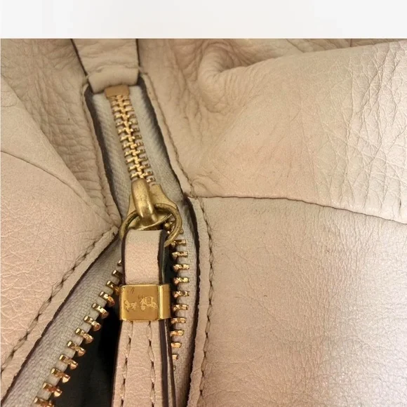 Coach Soft Cream Leather Shoulder Bag - Picture 8 of 8